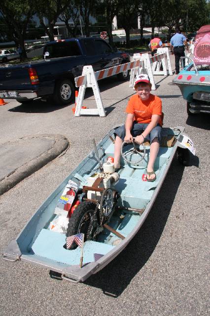 v2006_ArtCar_3_Parade 116 
